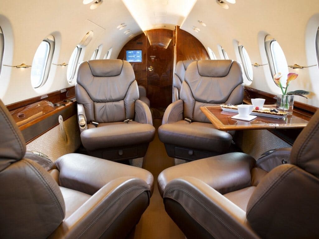 Hawker 800