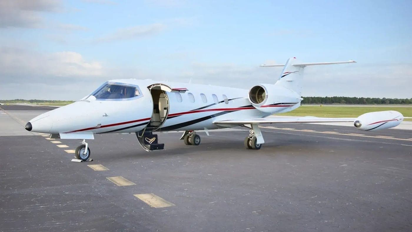 Learjet 35