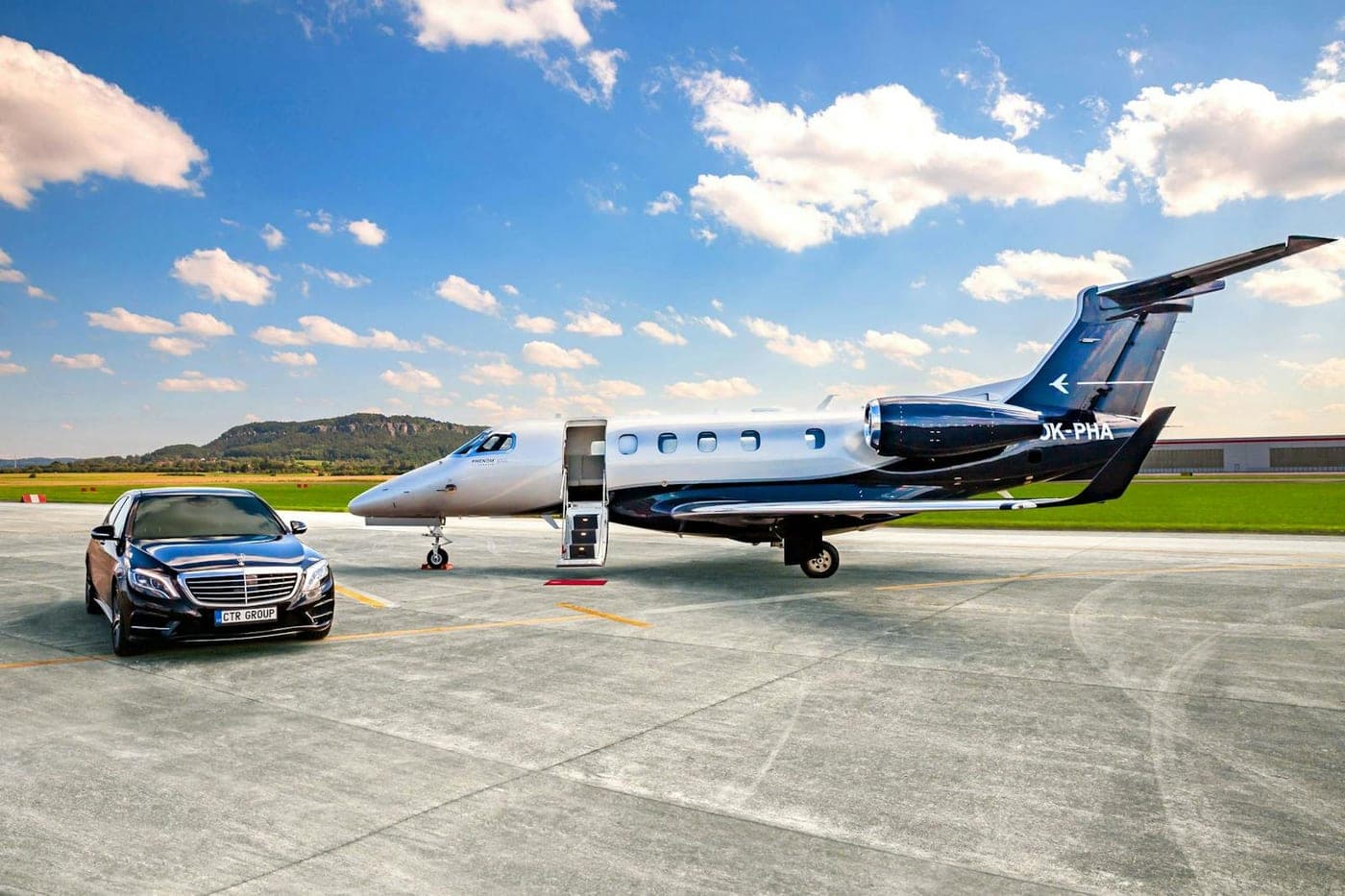 Embraer Phenom 300