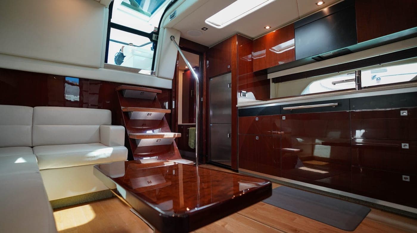 Sea Ray 47