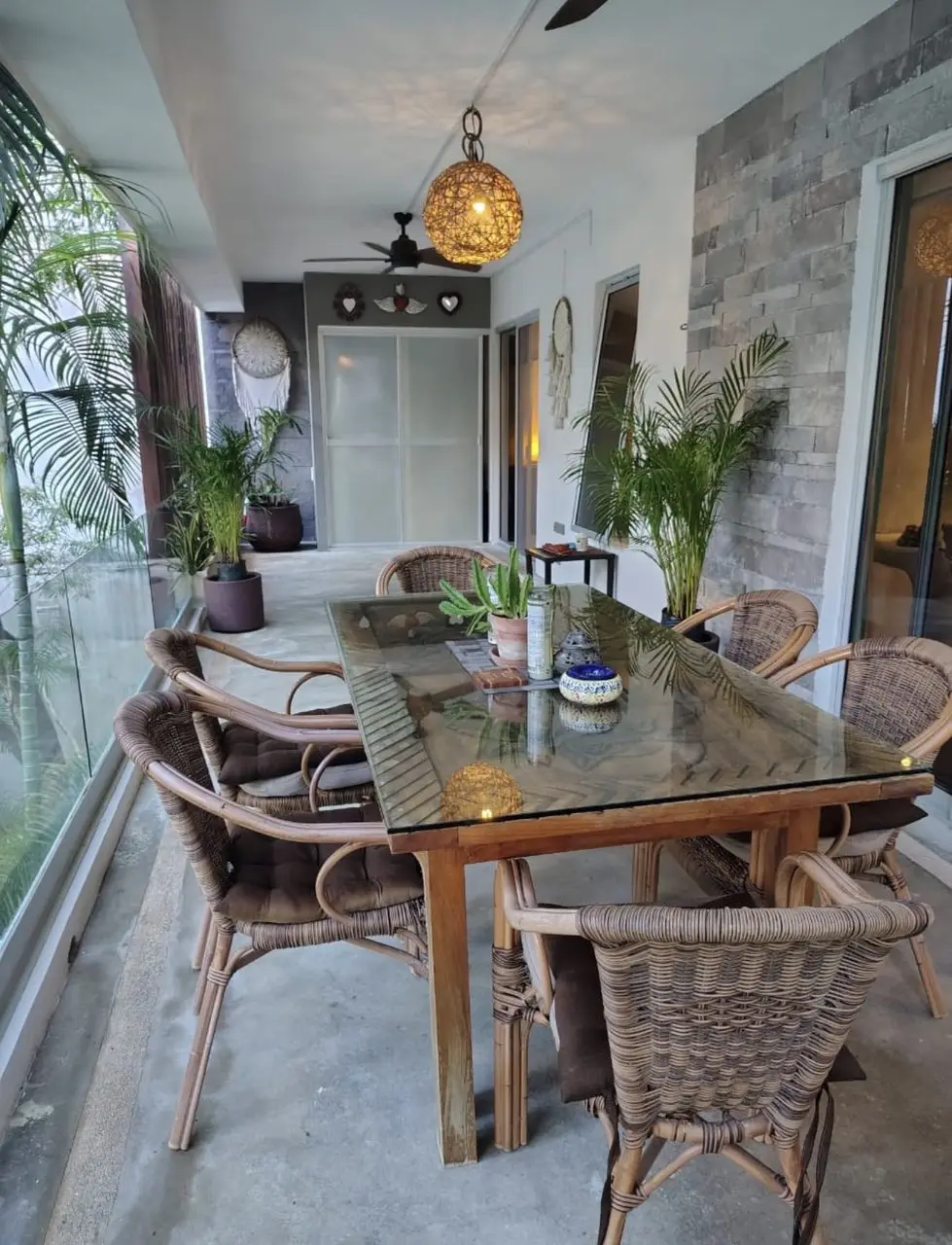 Terraza techada con comedor en Xaman, Aldea Zama